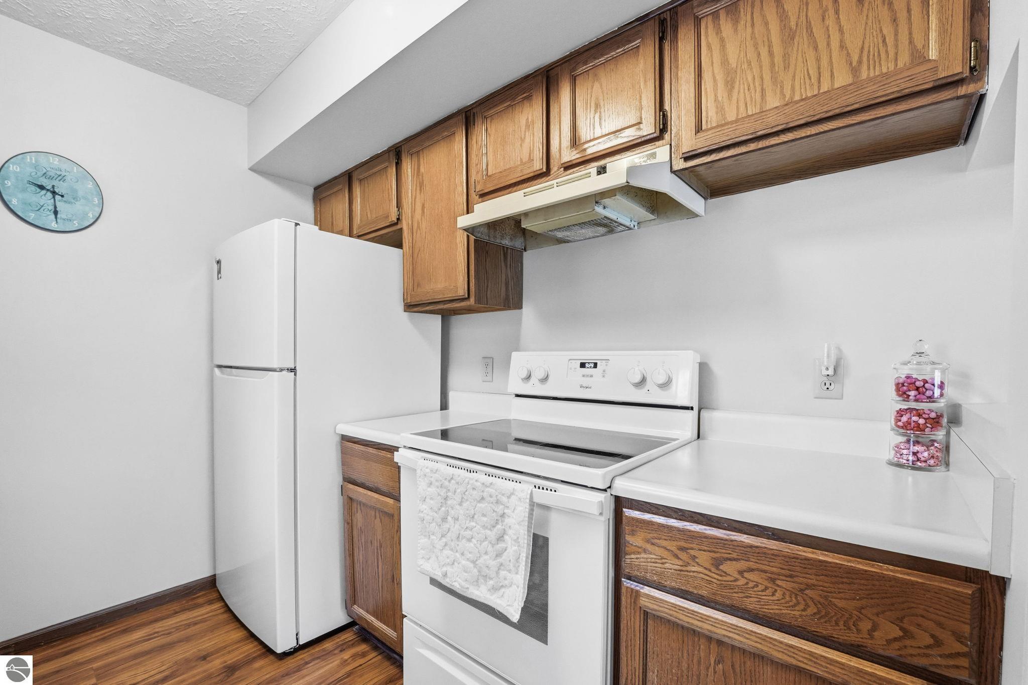 3906 Sherwood Forest Drive # 19