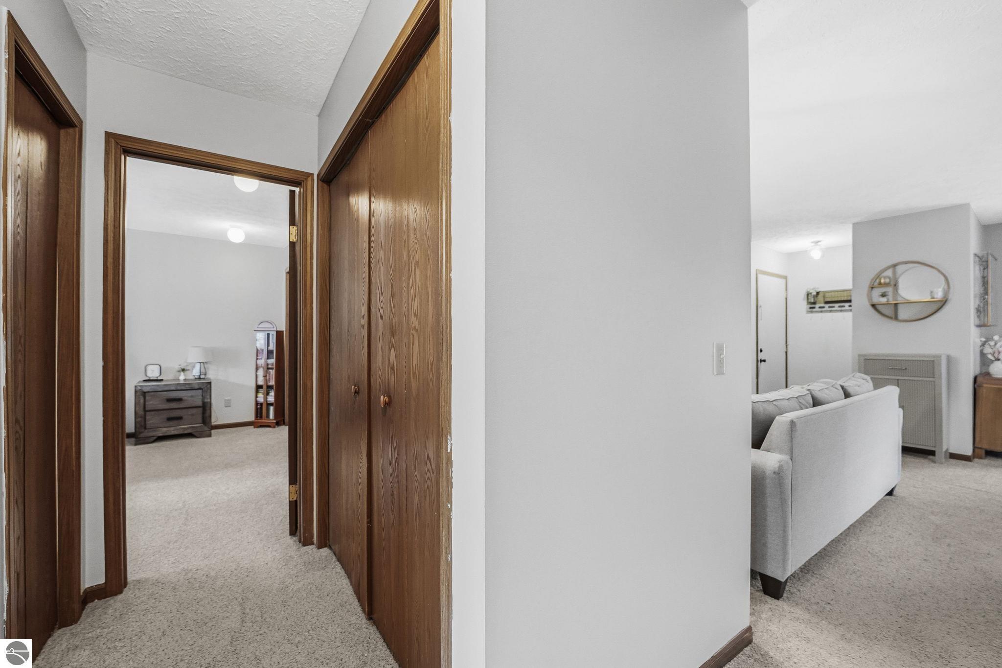 3906 Sherwood Forest Drive # 19