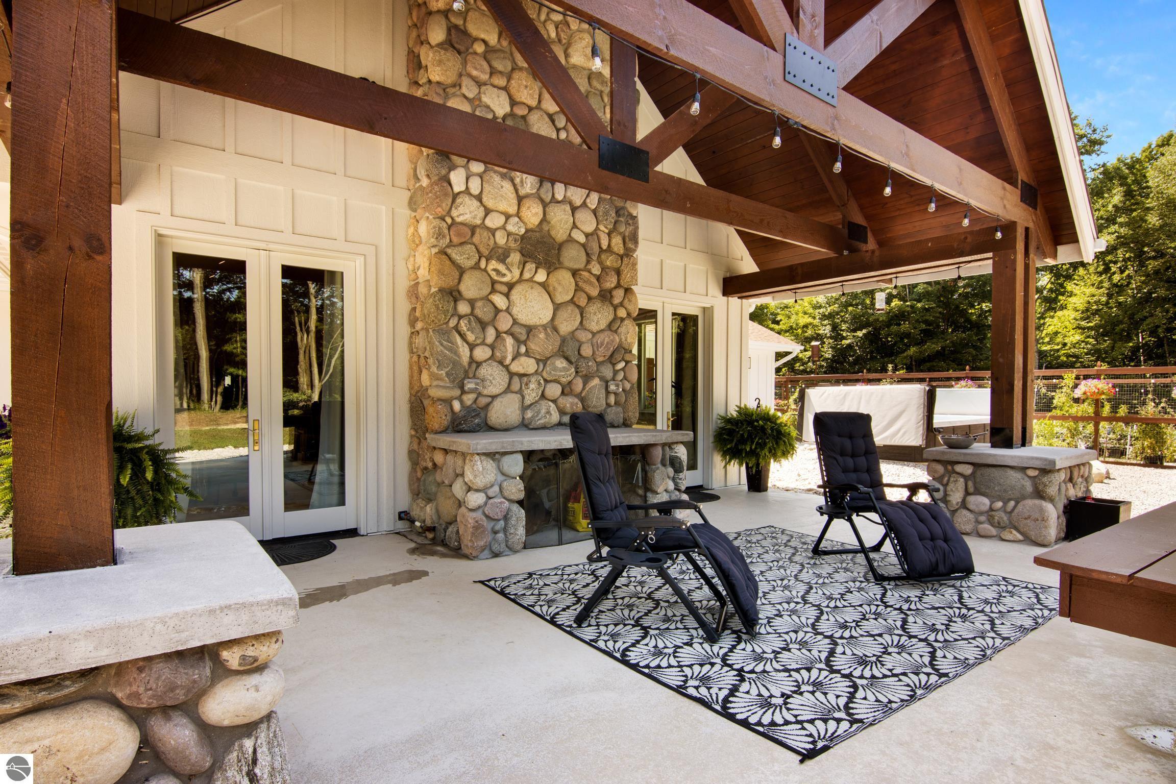 8986 Alden Meadows