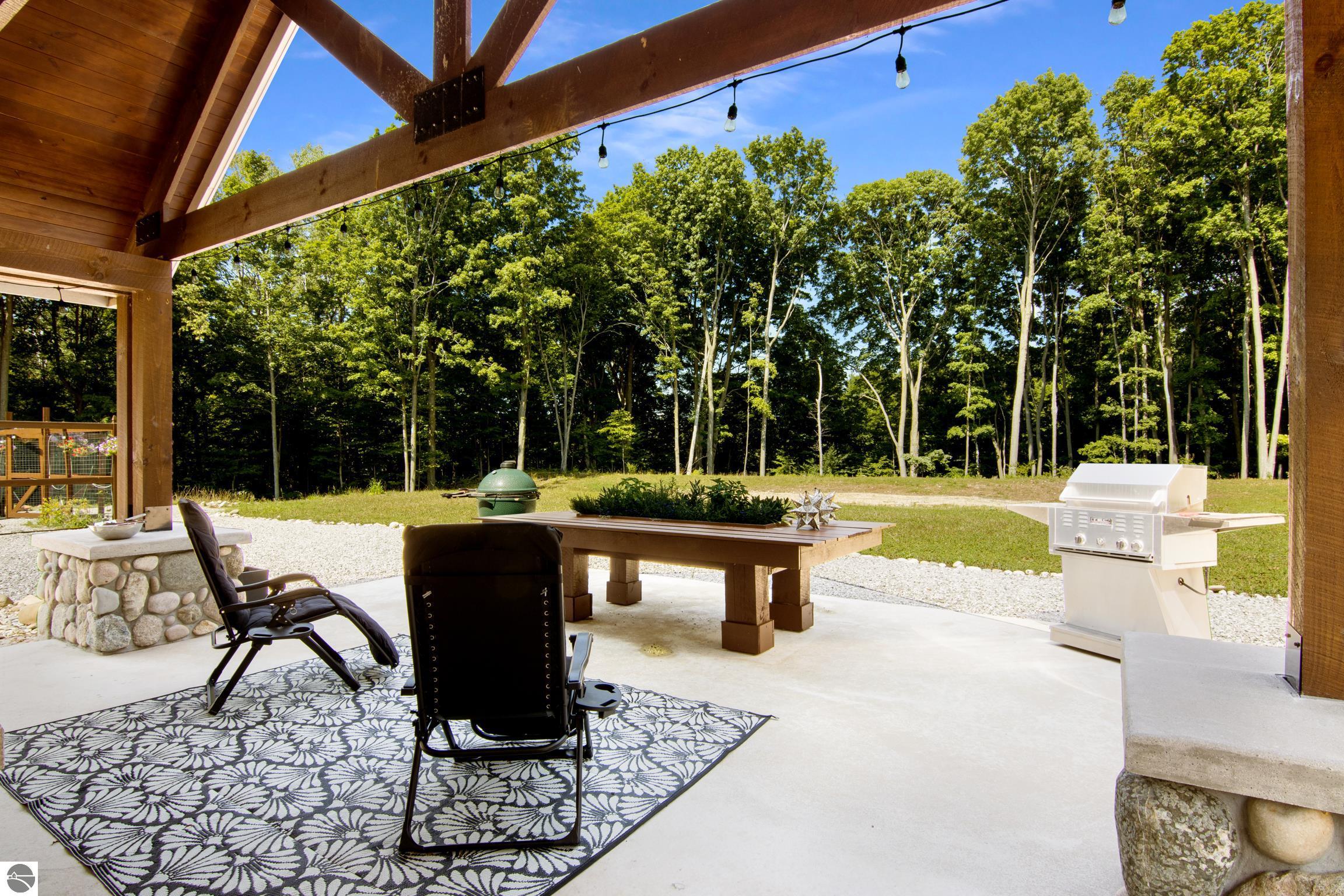 8986 Alden Meadows
