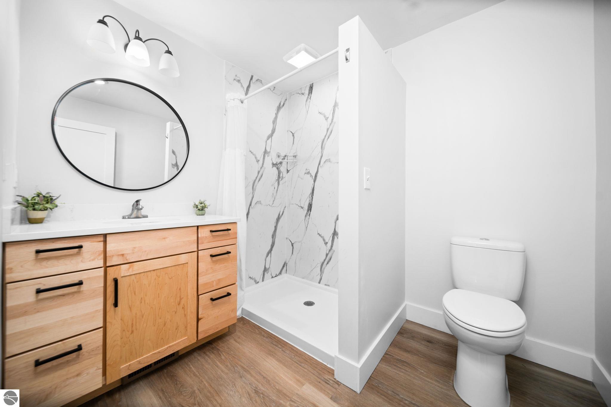 2075 S Lake Leelanau