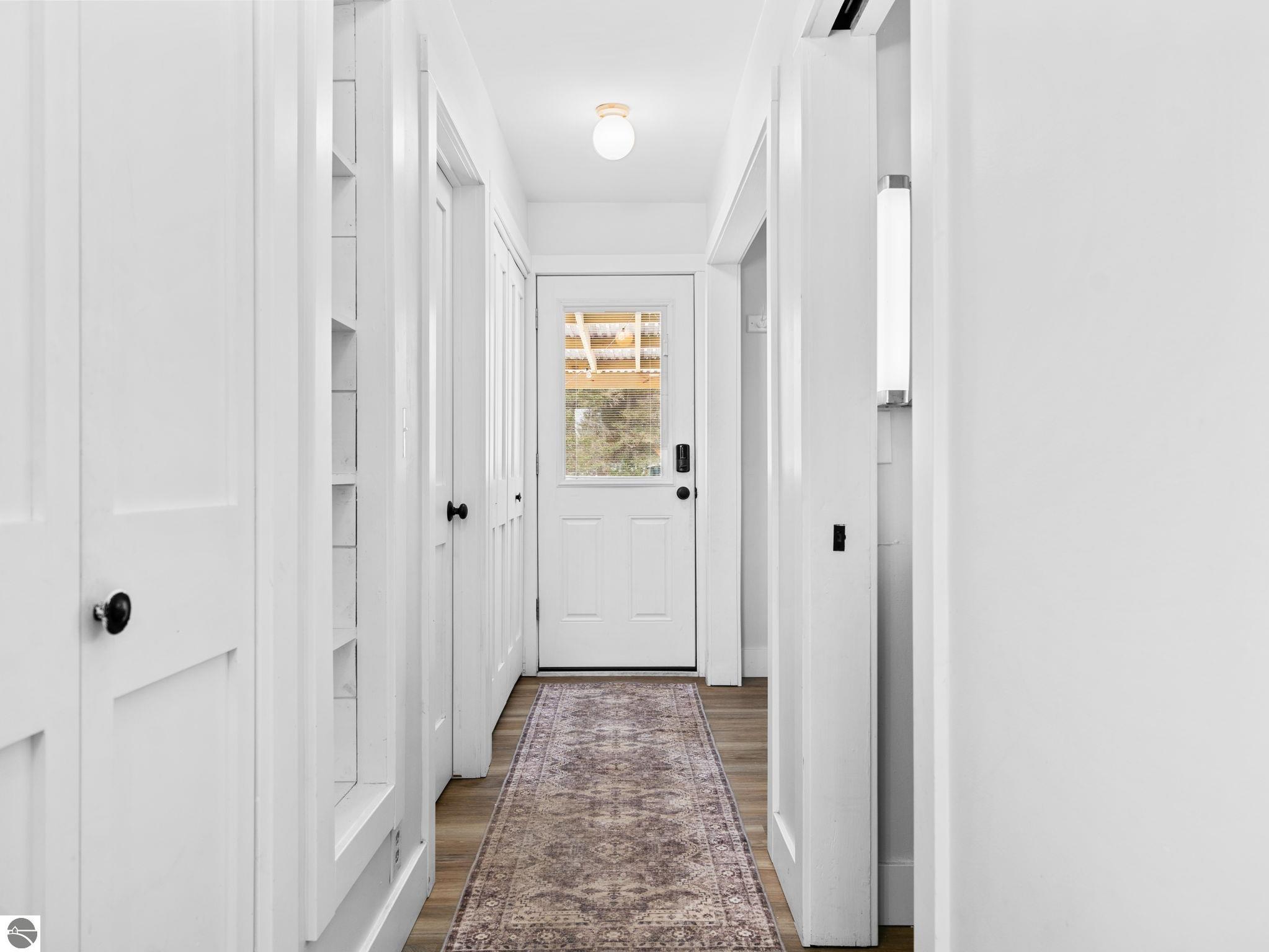 2075 S Lake Leelanau