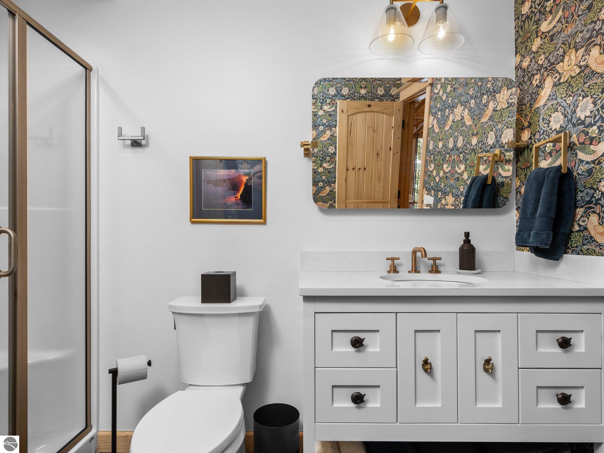 7135 E Birch Point Road