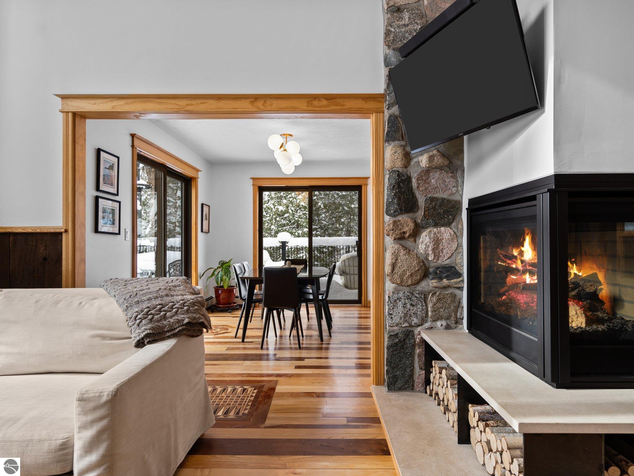 7135 E Birch Point Road