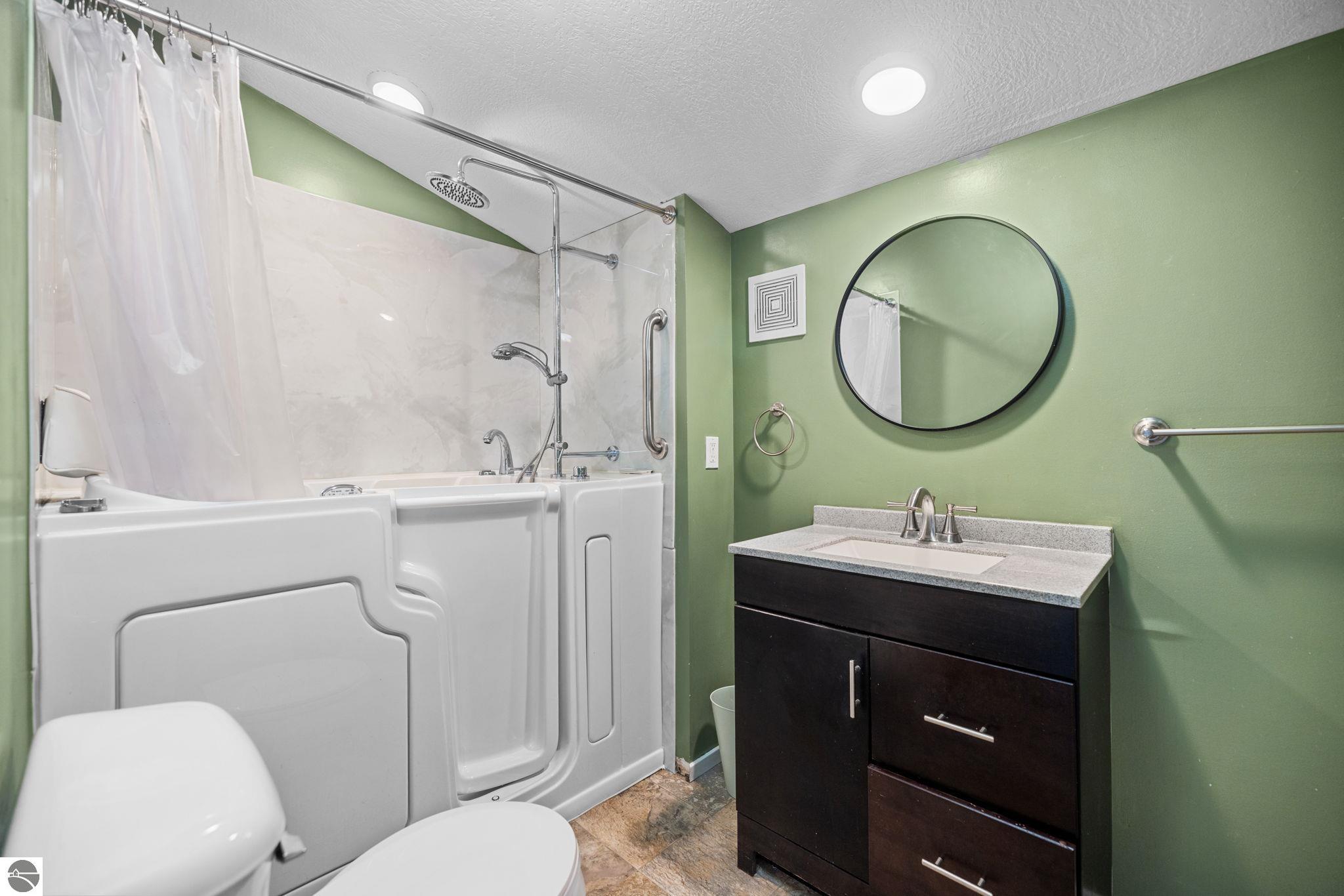 424 W Sixteenth Street # 1