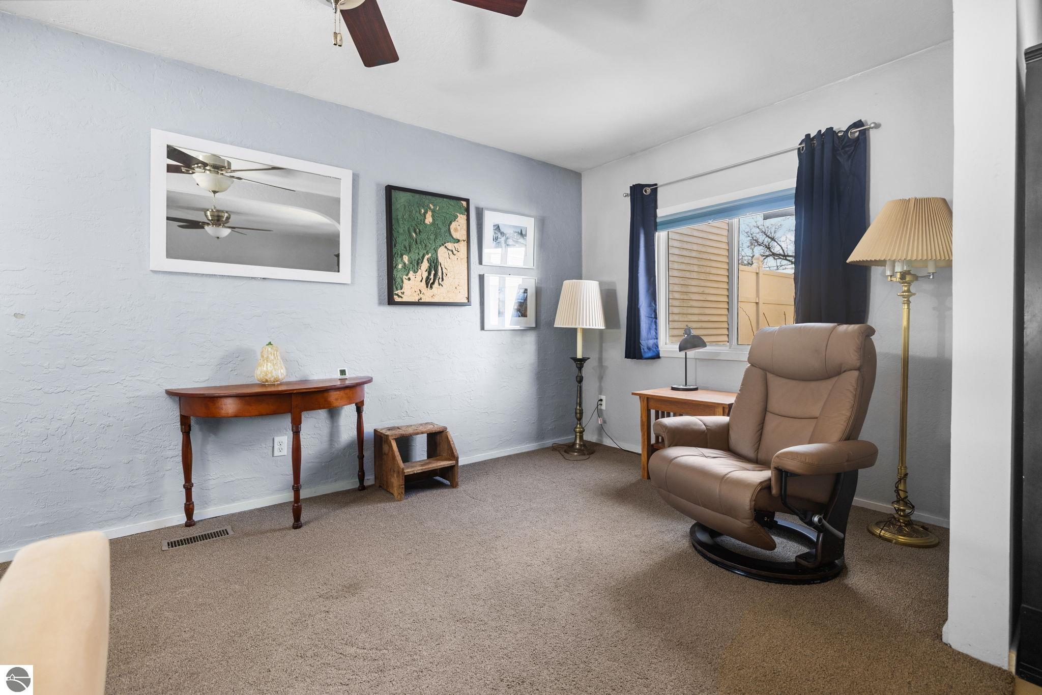 424 W Sixteenth Street # 1
