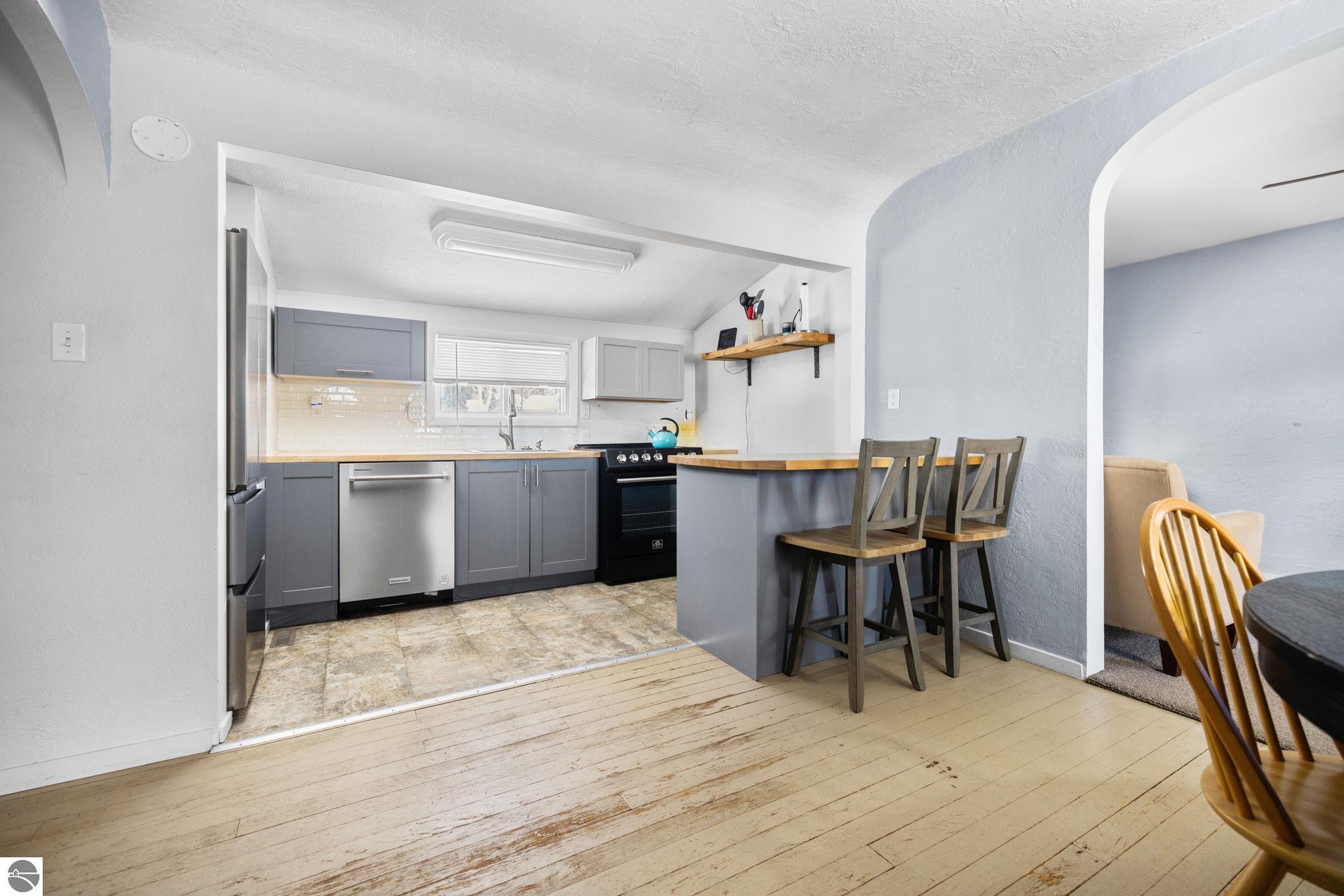 424 W Sixteenth Street # 1