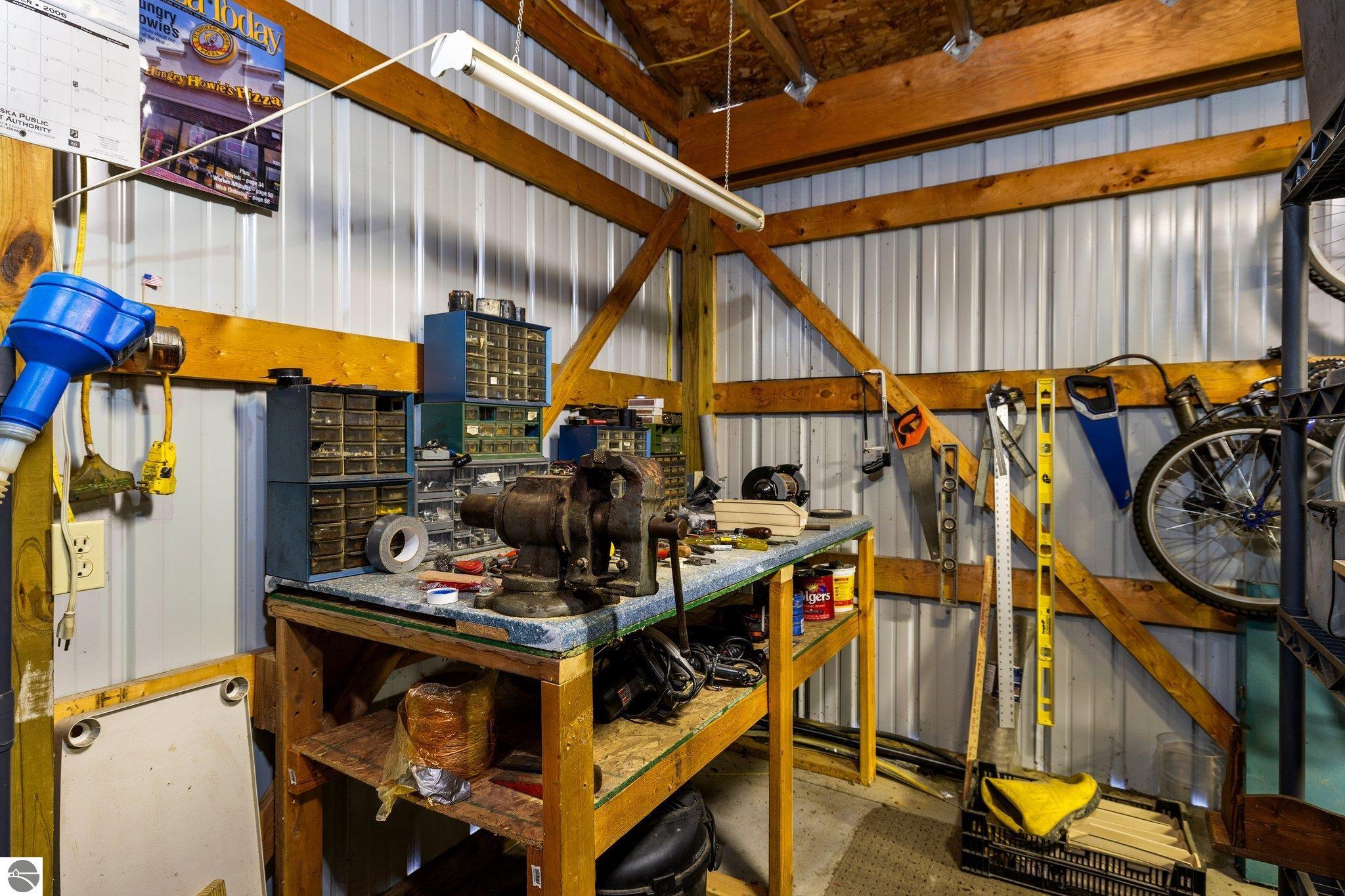 4091 W Crofton Road, SW