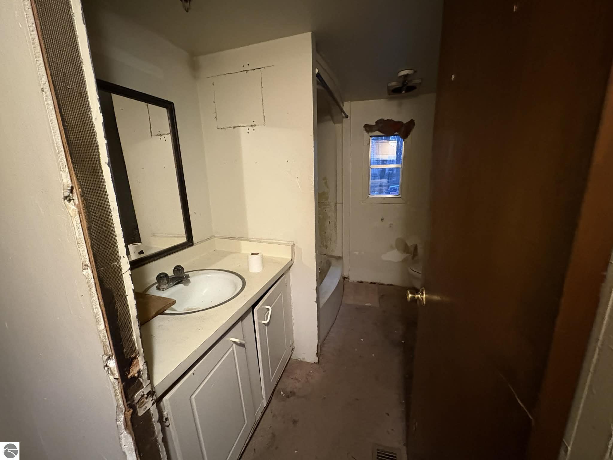 3537 Glorianne Drive