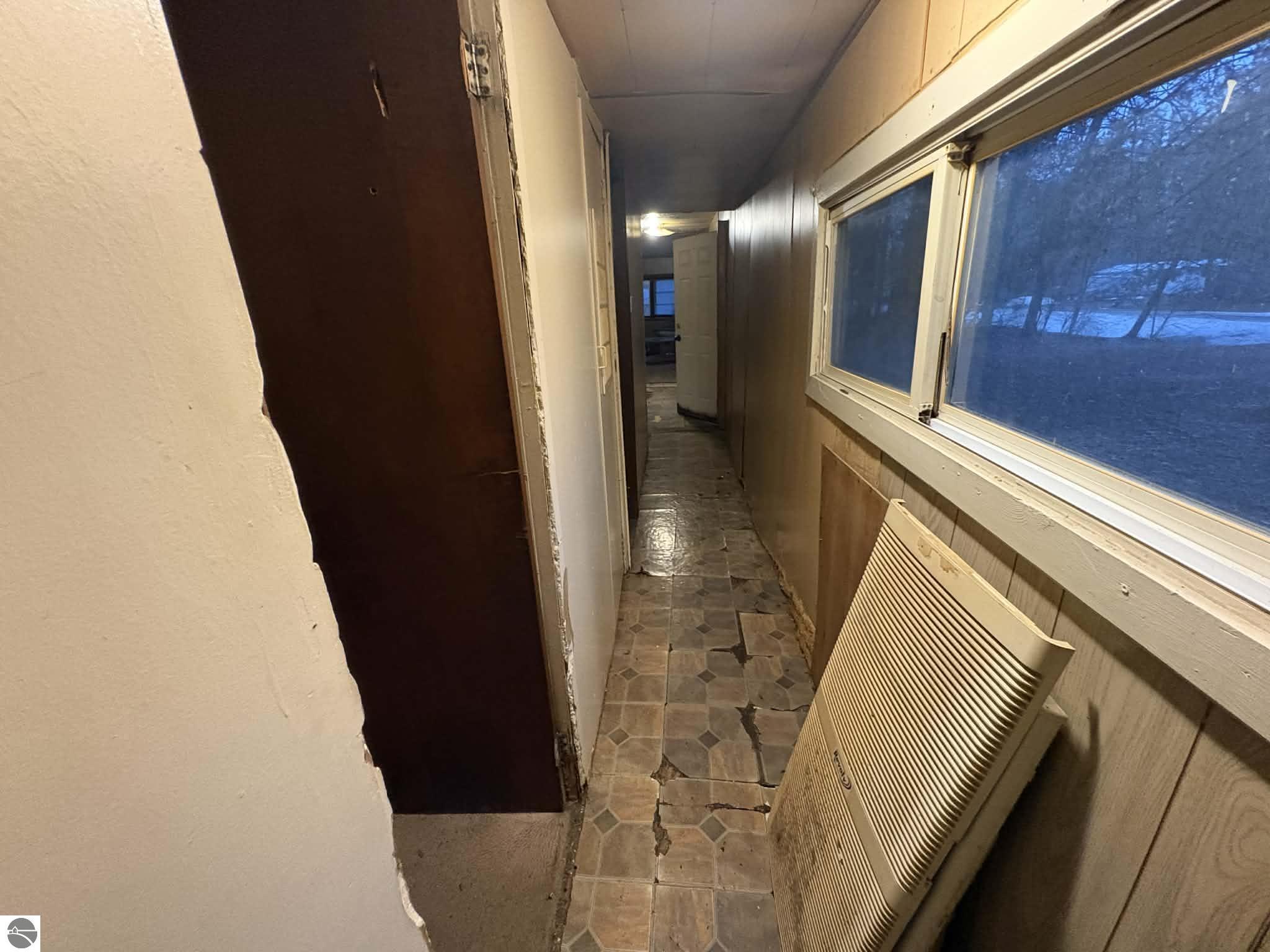 3537 Glorianne Drive