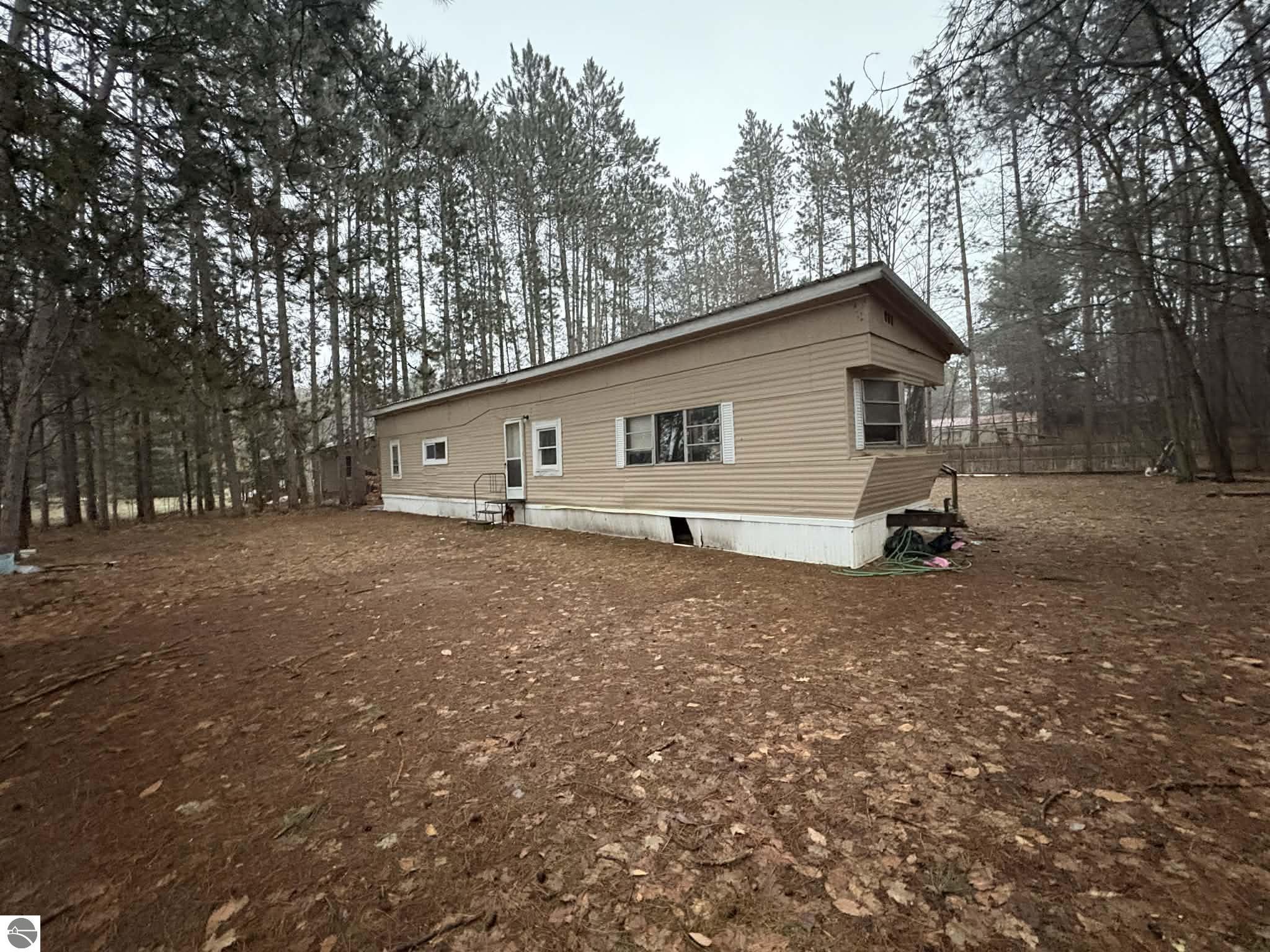 3537 Glorianne Drive