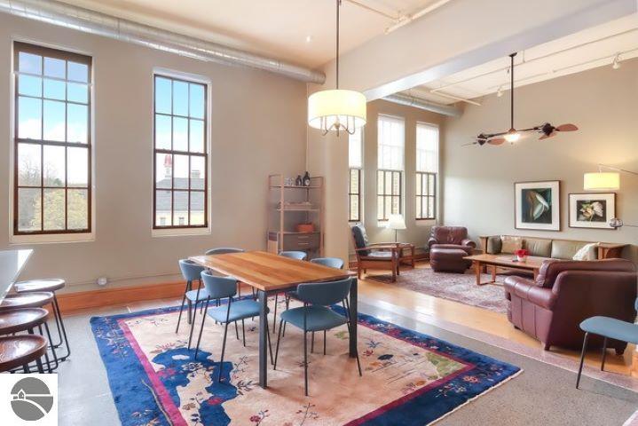 800-311 Cottageview Drive # 311