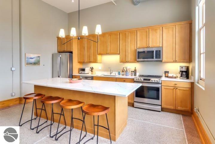 800-311 Cottageview Drive # 311