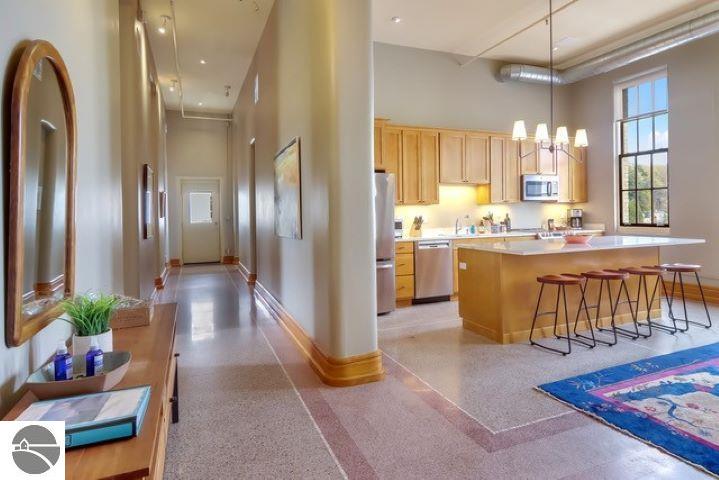 800-311 Cottageview Drive # 311