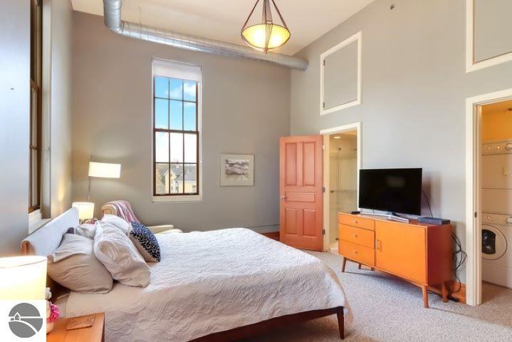 800-311 Cottageview Drive # 311