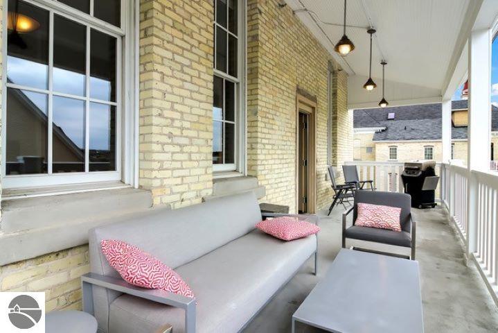 800-311 Cottageview Drive # 311