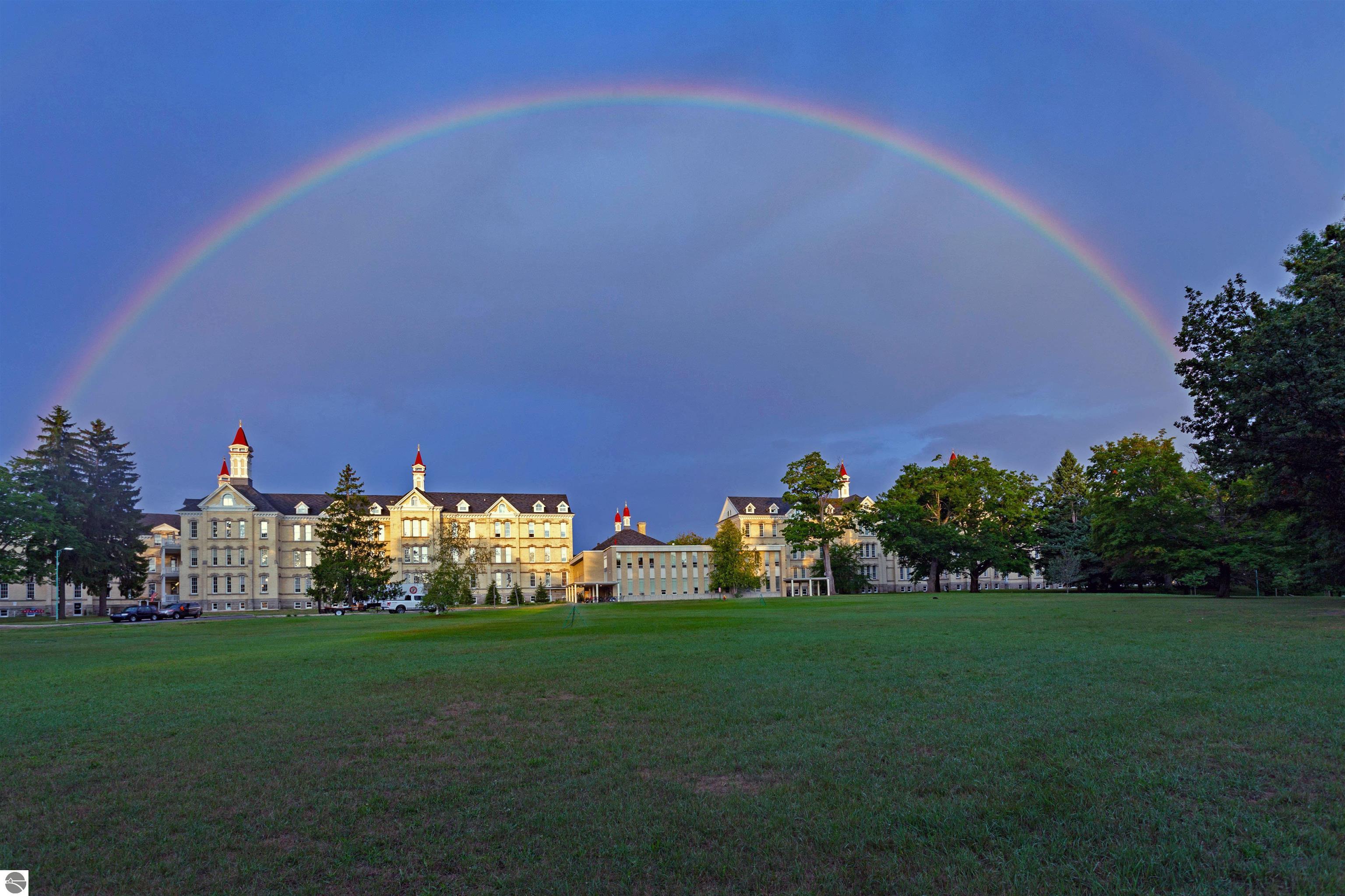 800-311 Cottageview Drive # 311