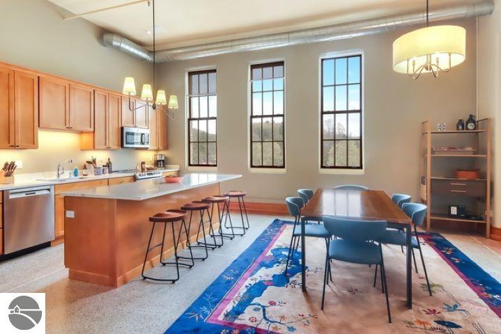 800-311 Cottageview Drive # 311