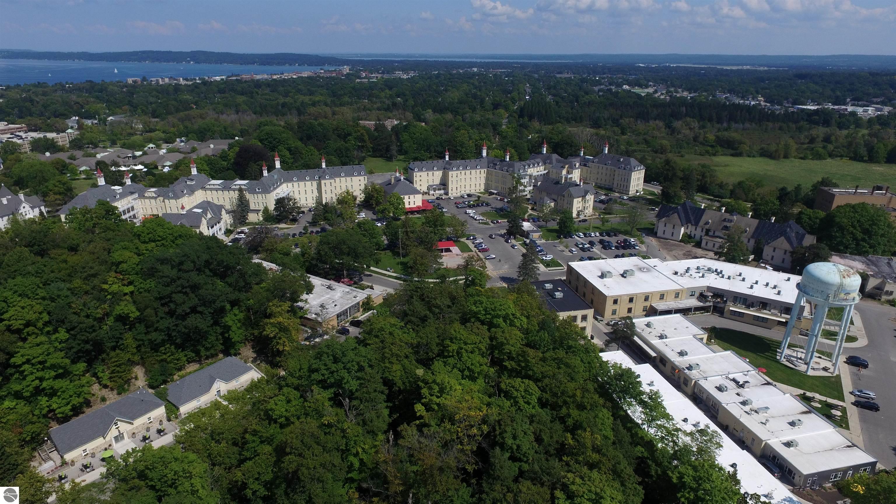 800-311 Cottageview Drive # 311