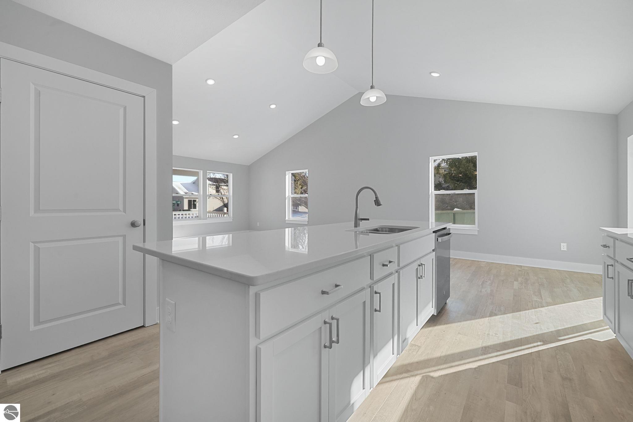 2806 Opal Court