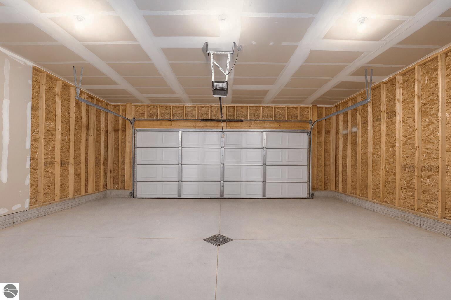 2806 Opal Court