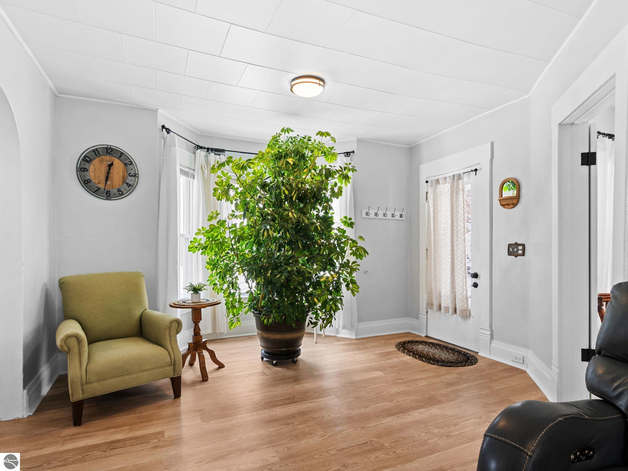 136 E Fifteenth Street