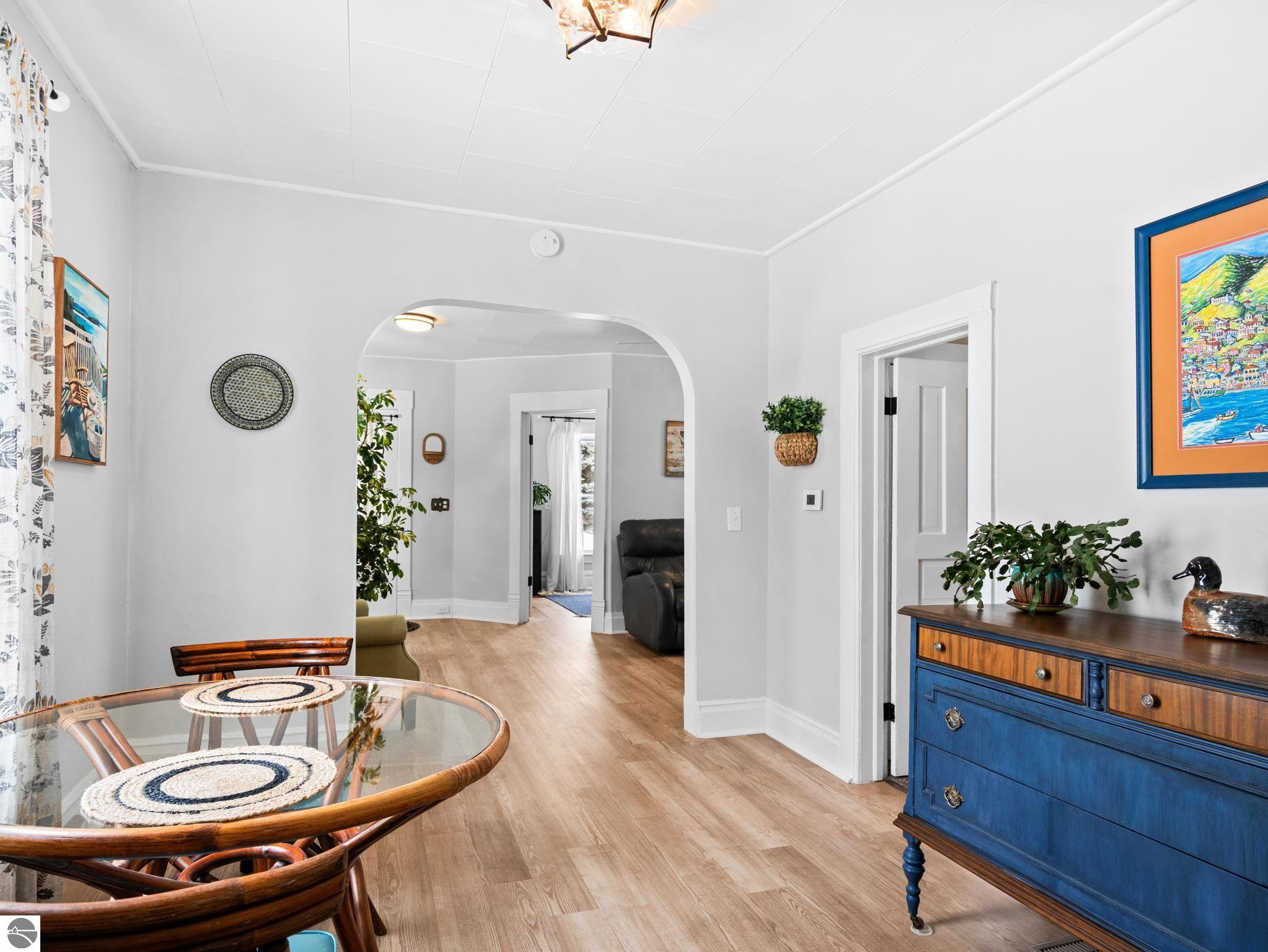 136 E Fifteenth Street