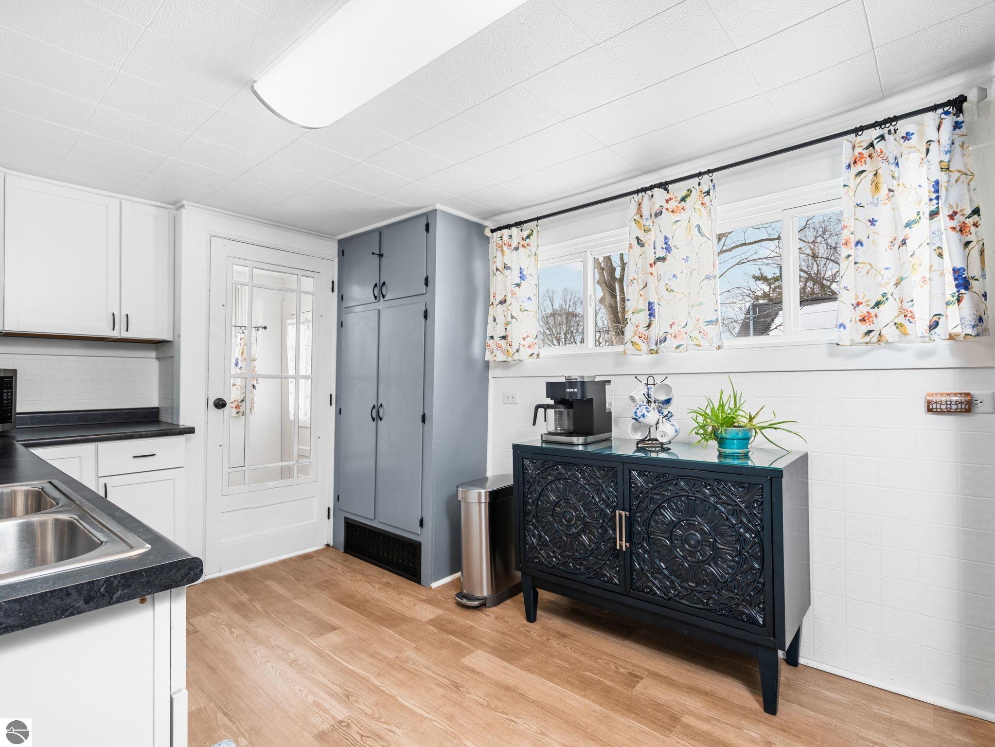 136 E Fifteenth Street