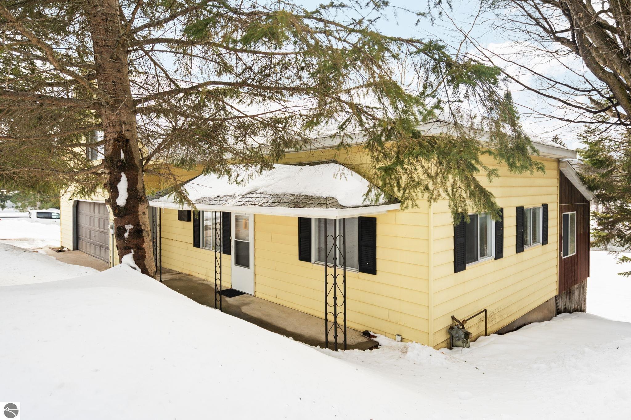 2515 Rushton Road