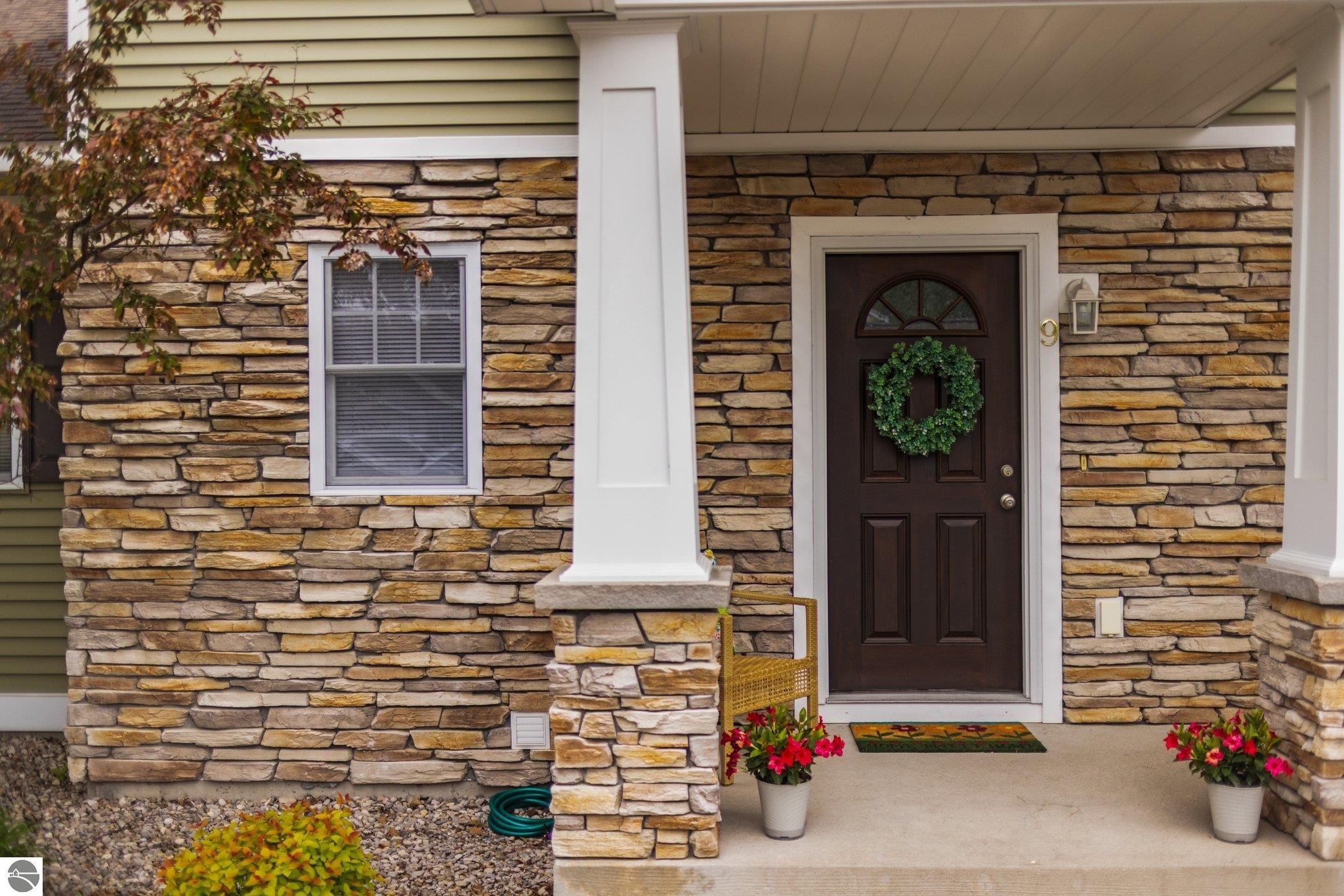 1491 Kent Street # 9