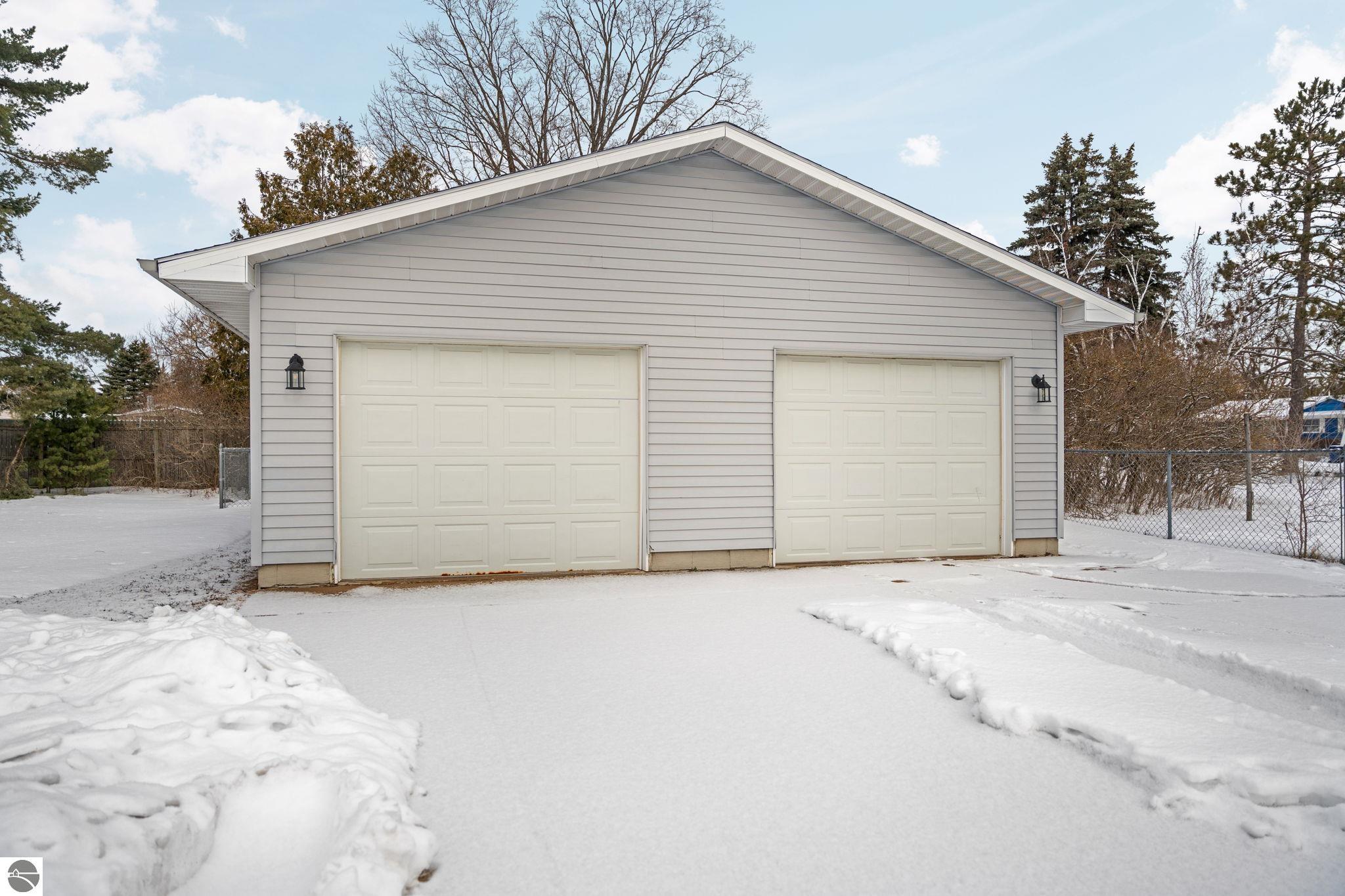 1107 Ogemaw Street