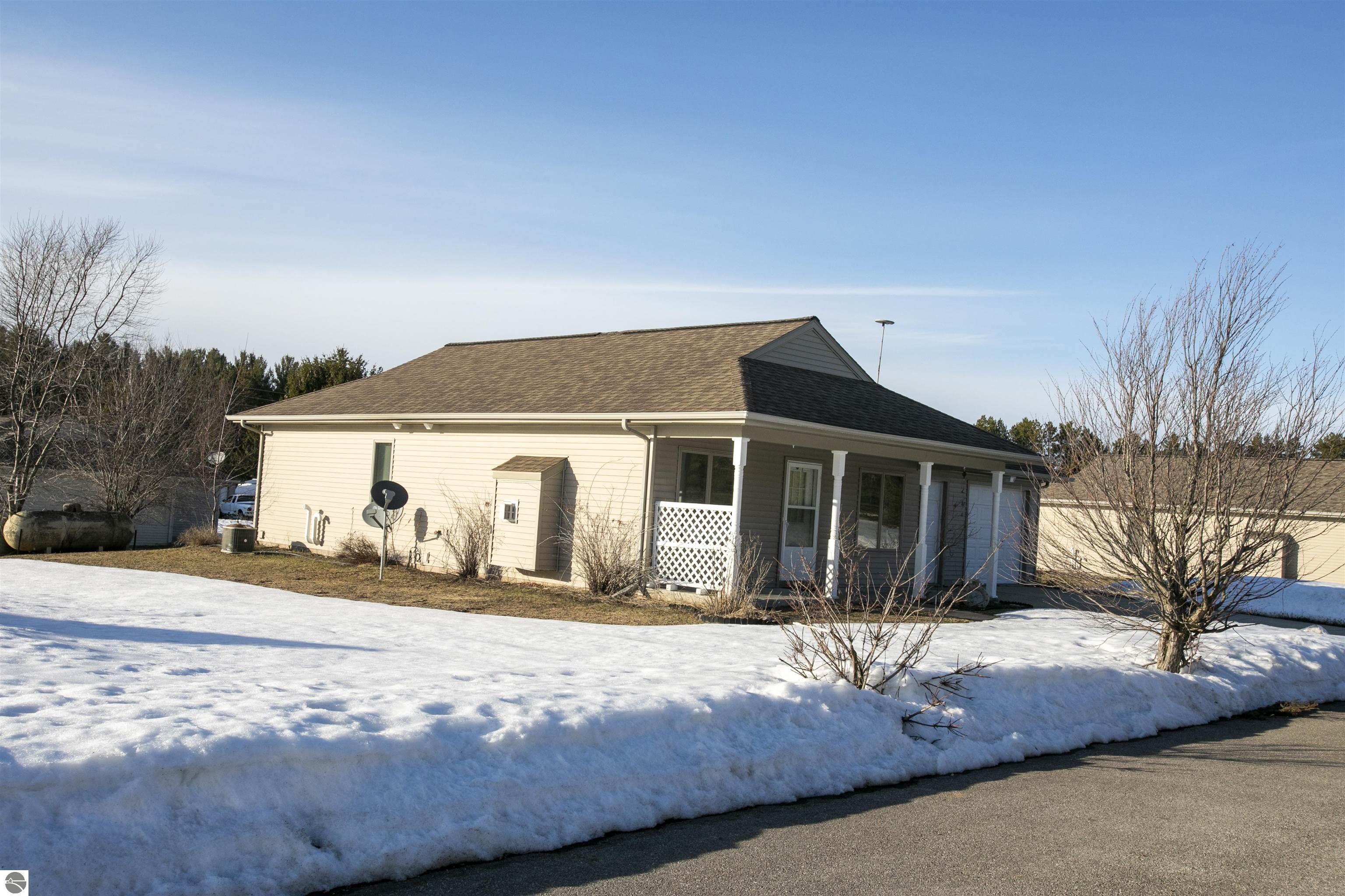 9391 NE Chippewa Drive # 21