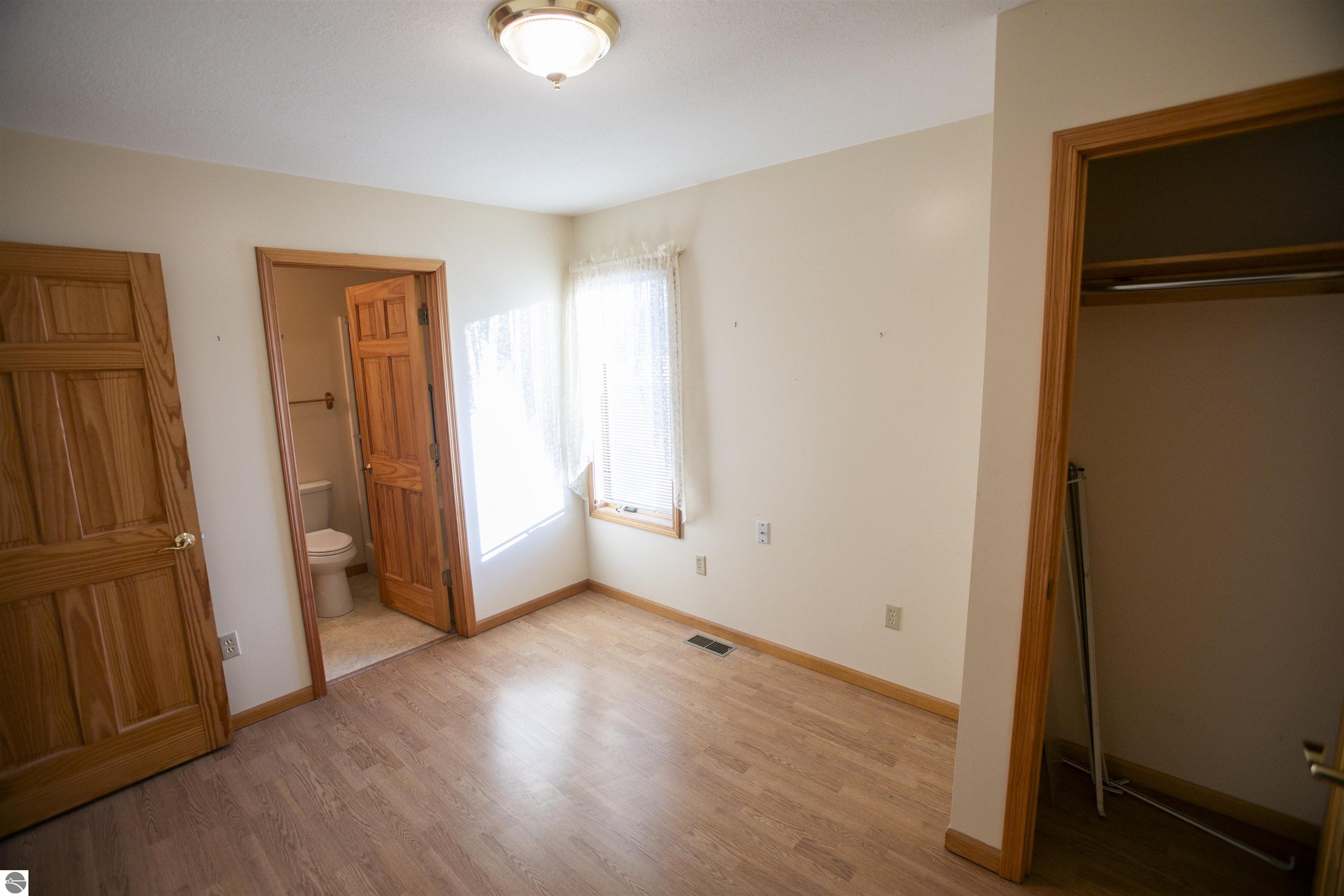 9391 NE Chippewa Drive # 21