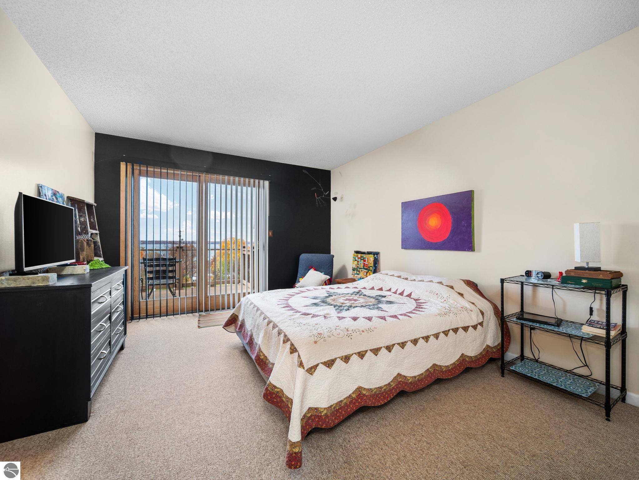 246 Peninsula Hills
