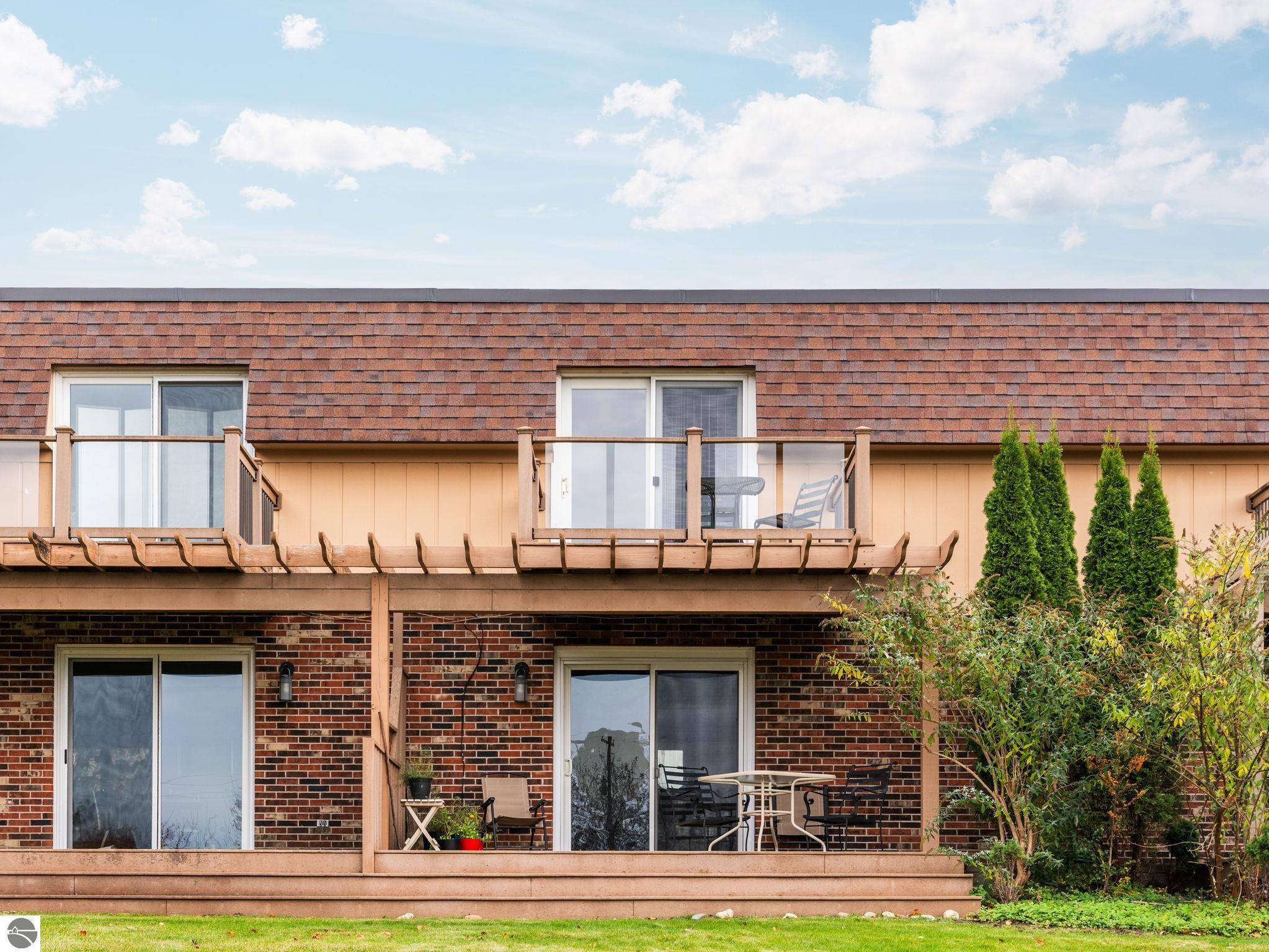246 Peninsula Hills