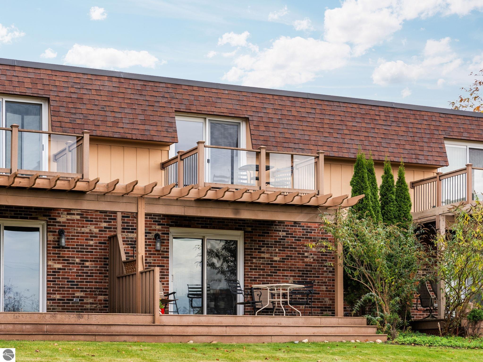 246 Peninsula Hills