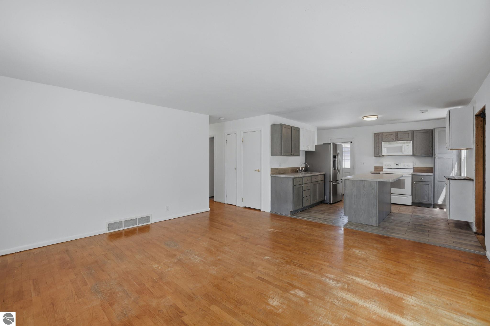11316 W M-179