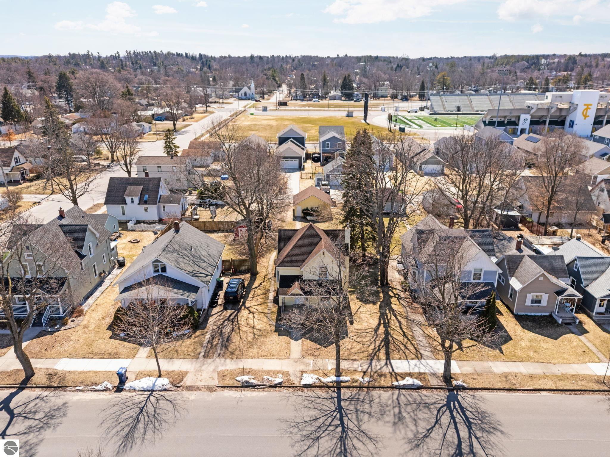 311 W Twelfth Street