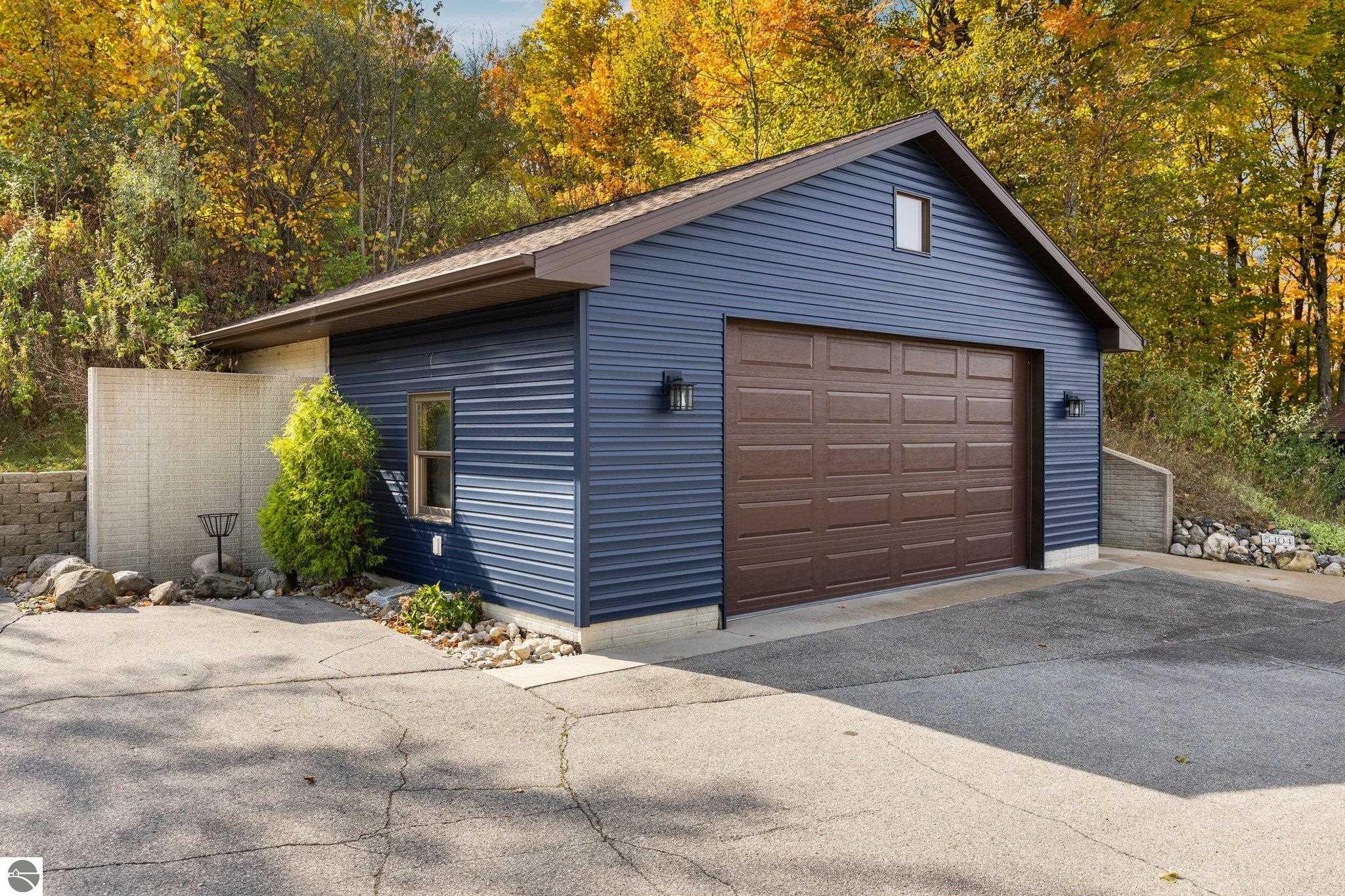 4525 Strait Road