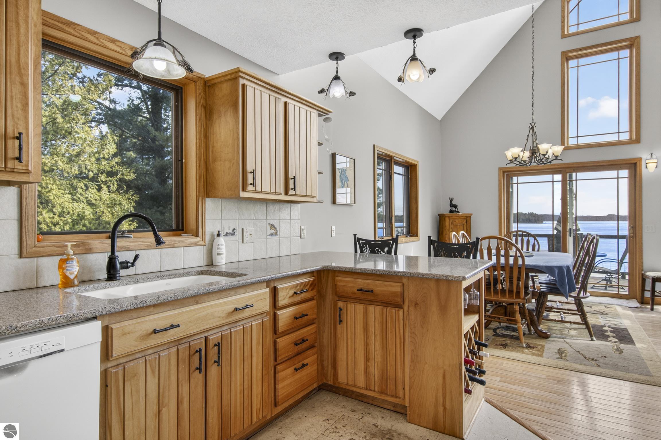 2414 Lake Drive # 7