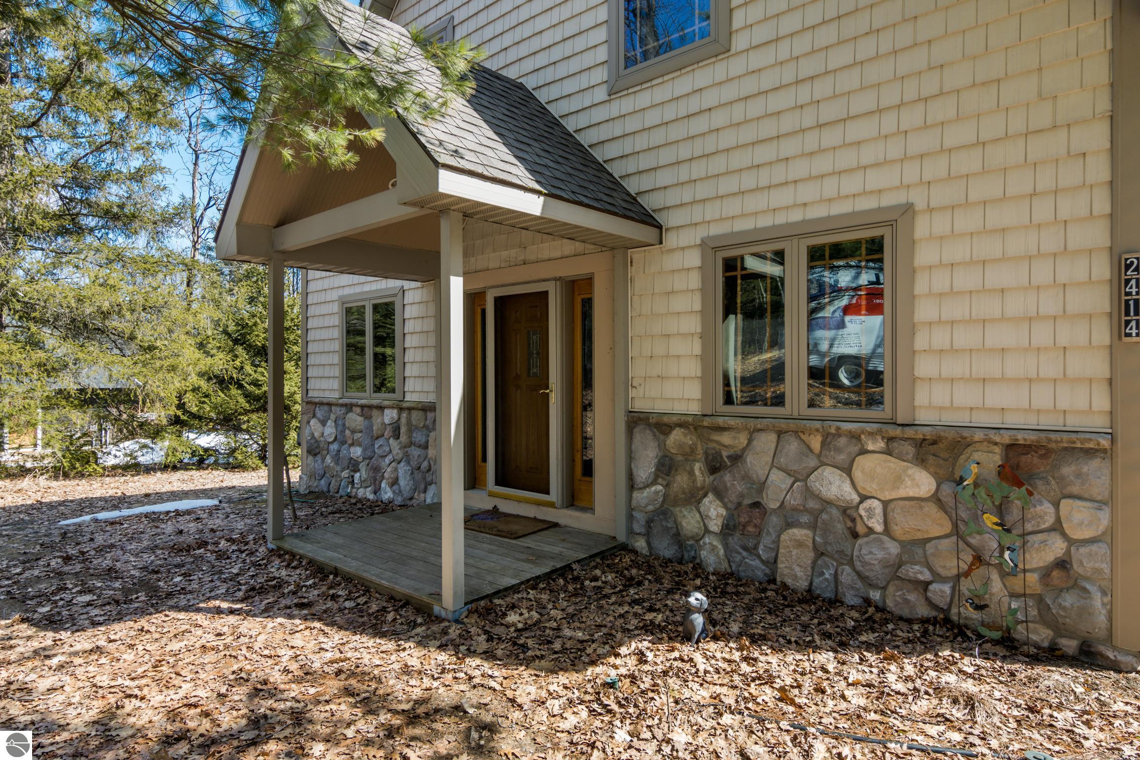 2414 Lake Drive # 7