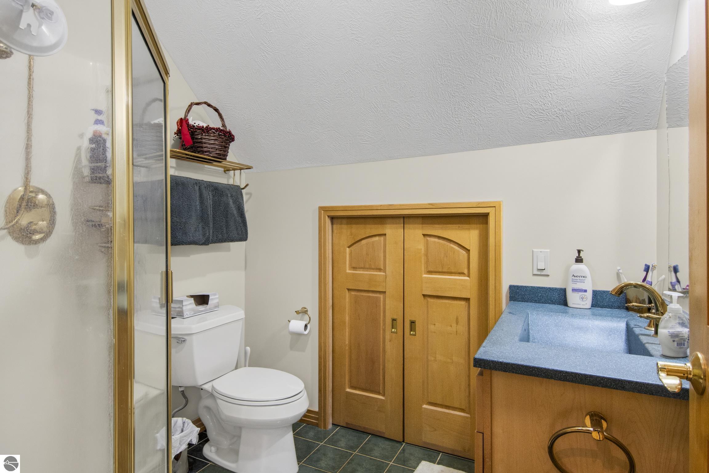 2414 Lake Drive # 7