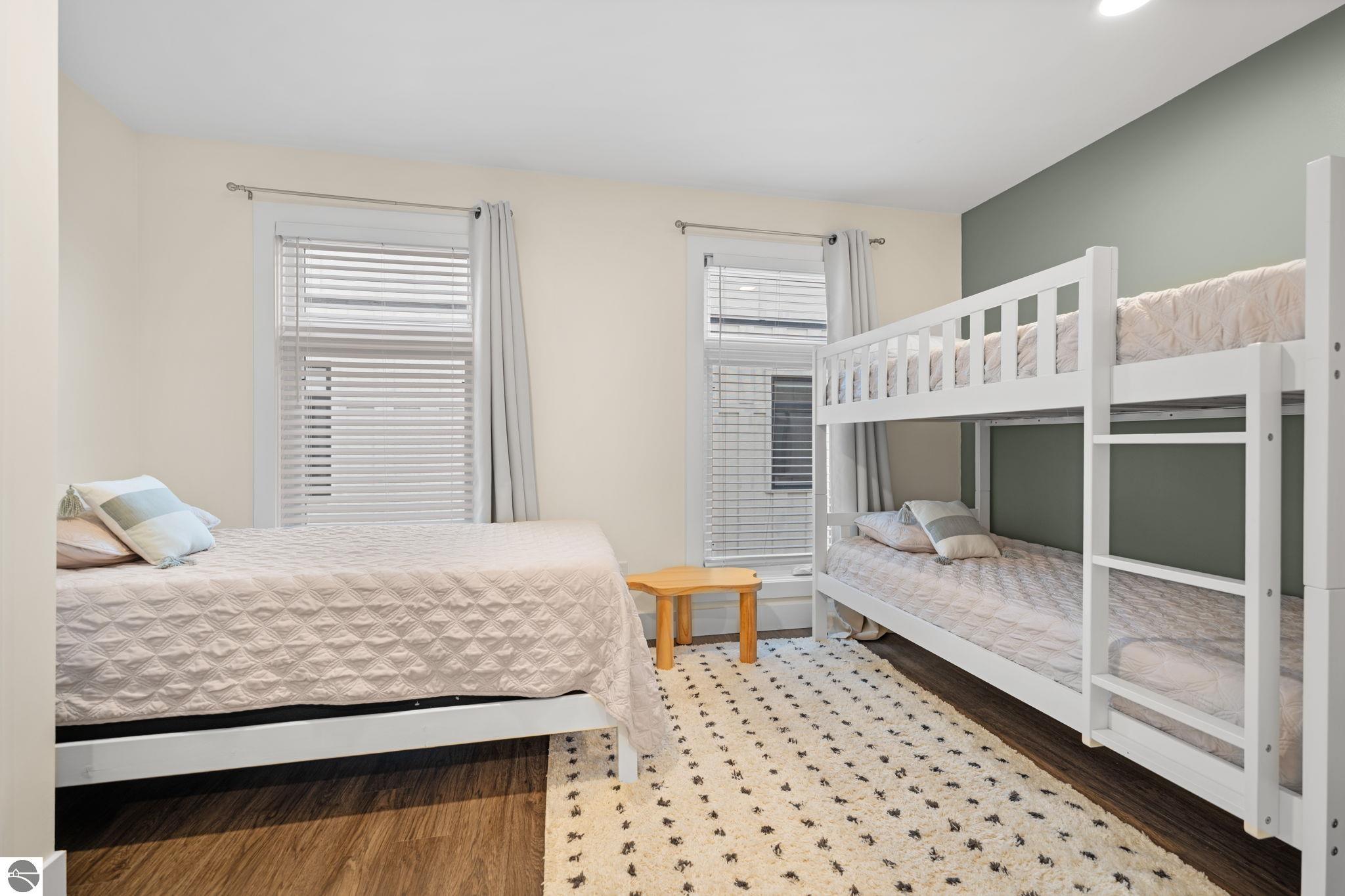 134 Gillis Street # 15