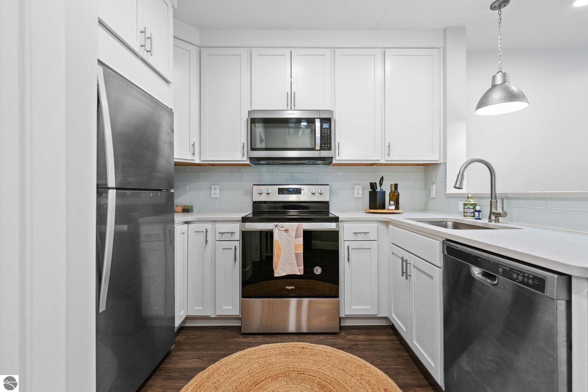 134 Gillis Street # 15
