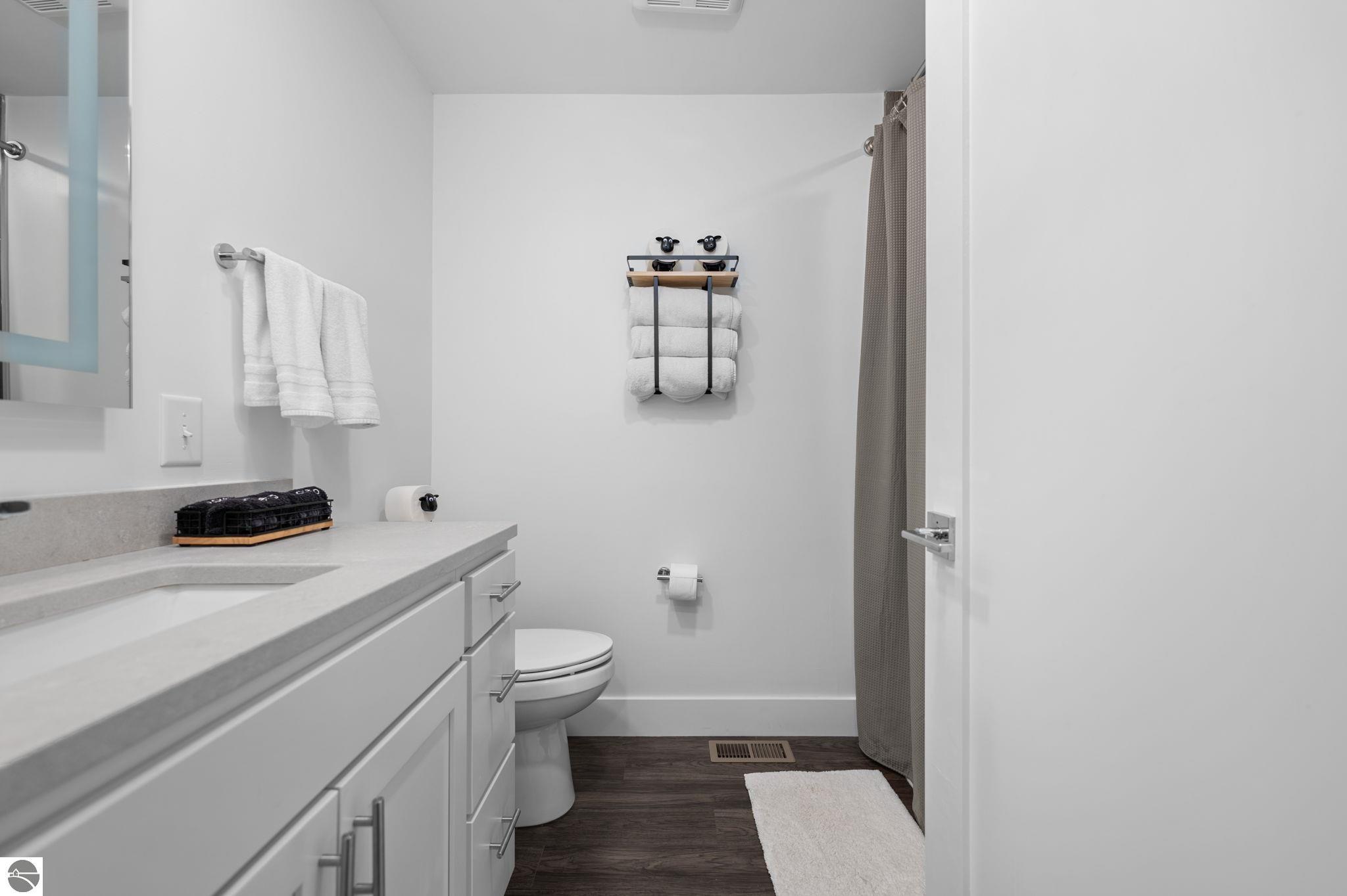 134 Gillis Street # 15