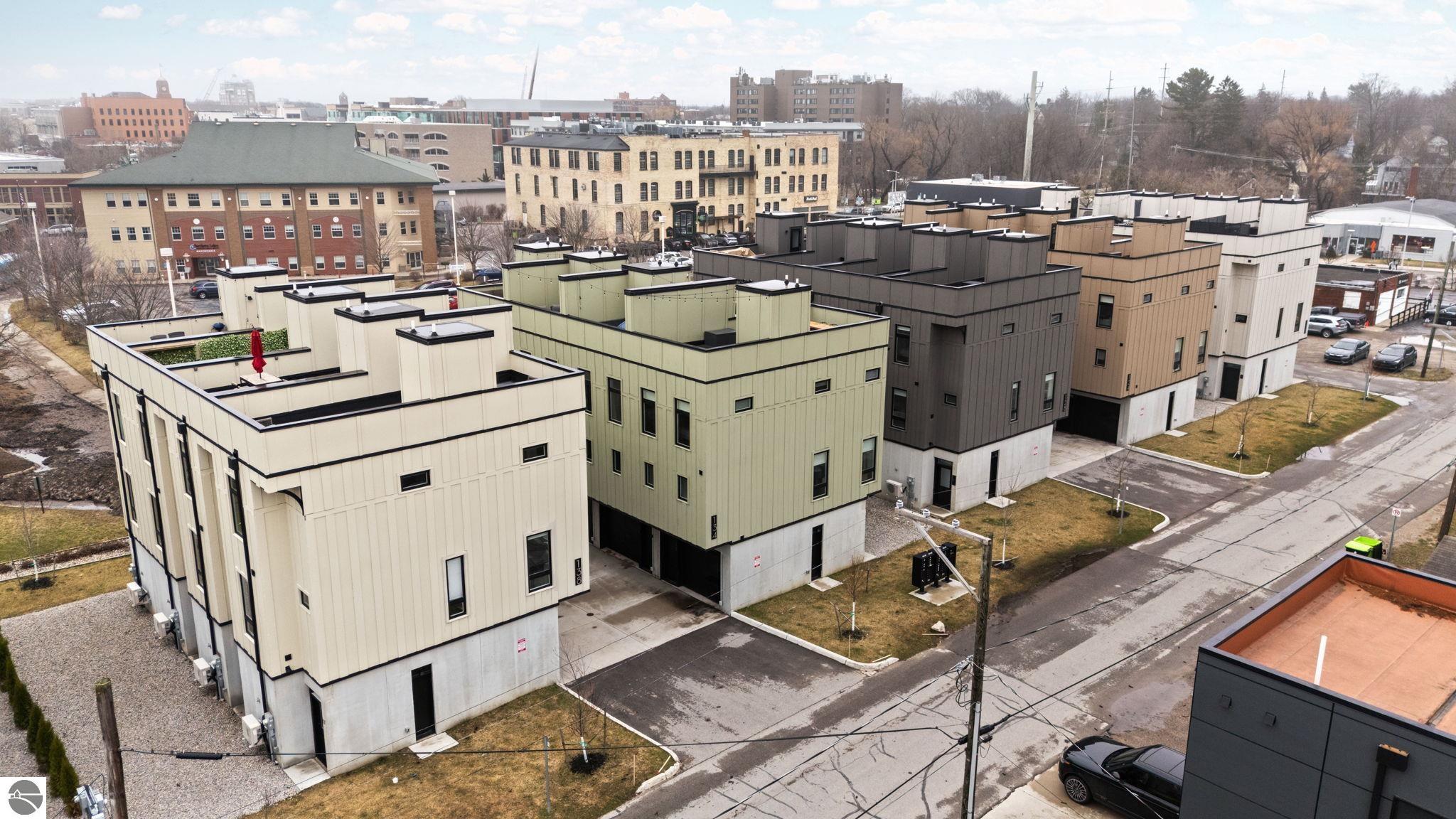 134 Gillis Street # 15