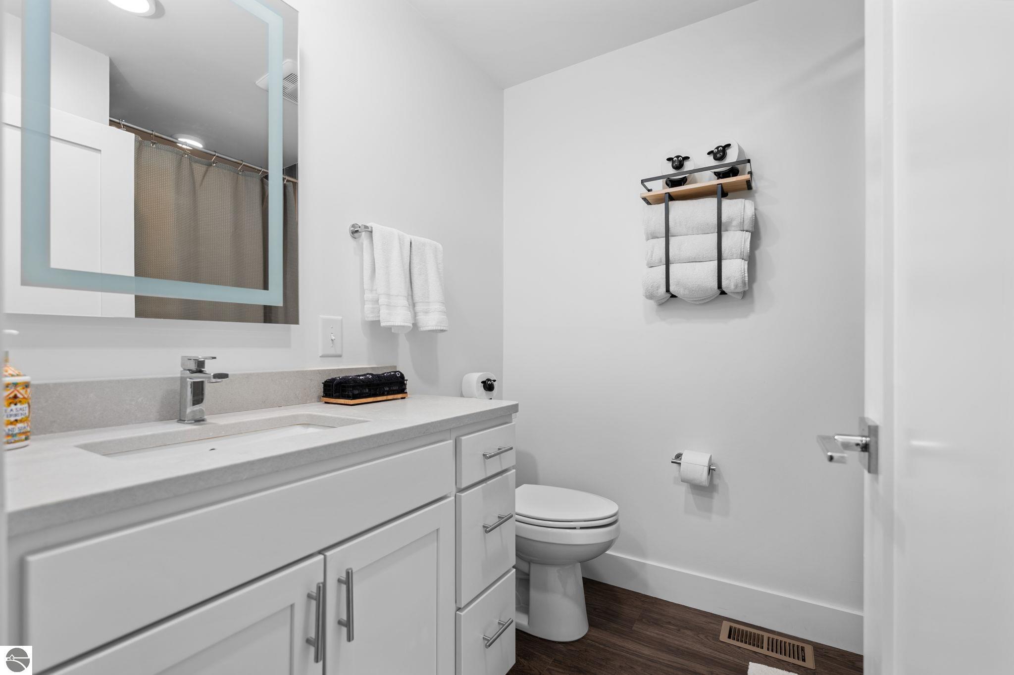 134 Gillis Street # 15