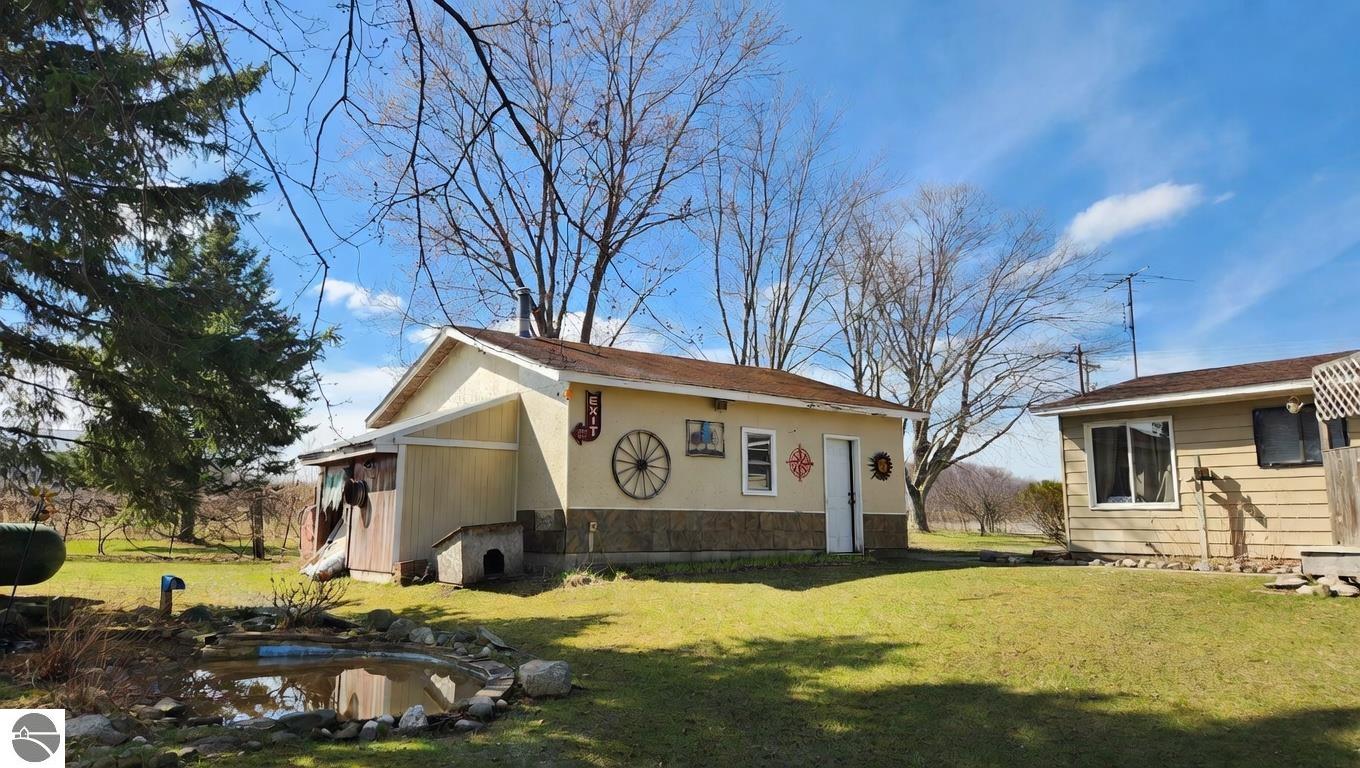 5232 Brackett Road