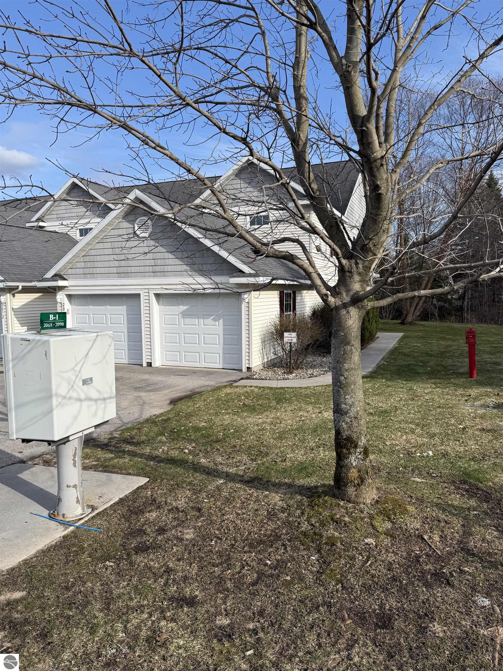 2068 Chelsea Lane # 13