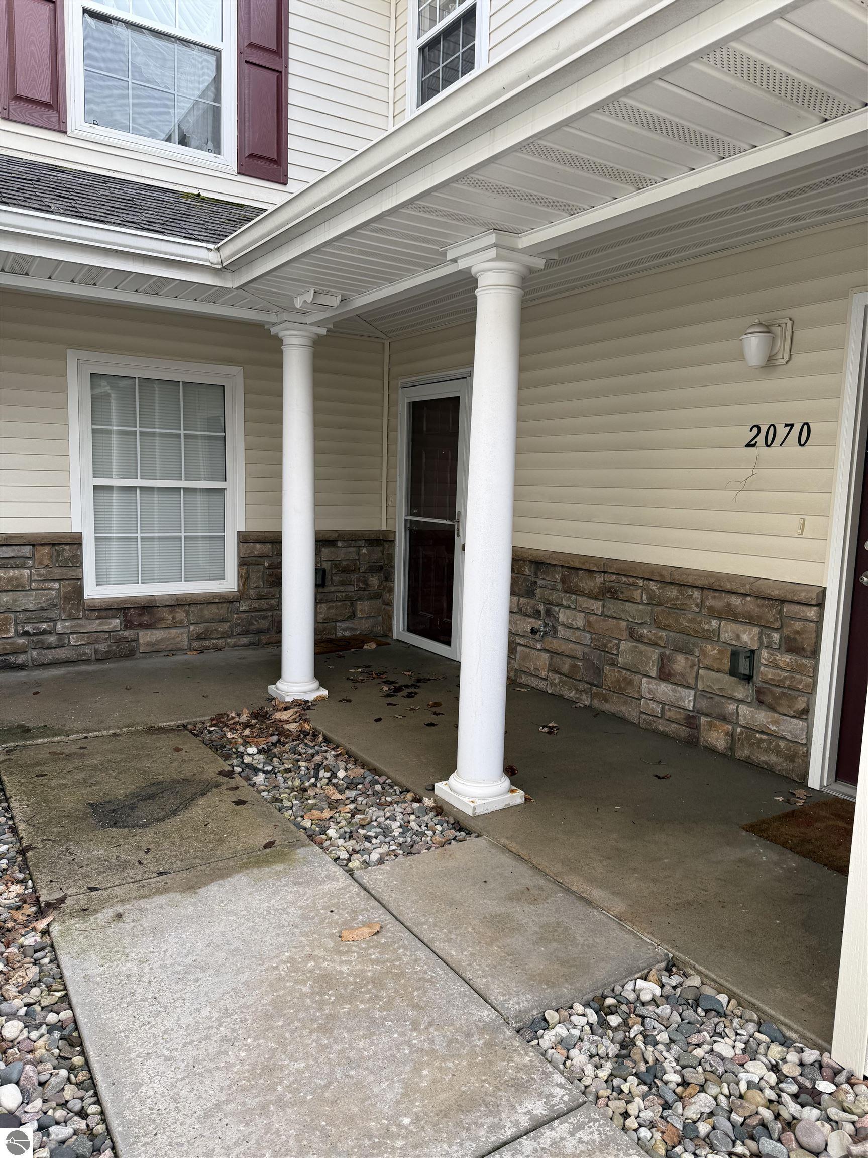 2068 Chelsea Lane # 13